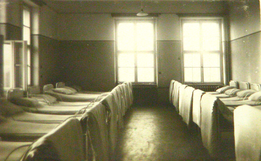 Foto eines Bettensaals in der Landesheil- und Pflegeanstalt Großschweidnitz