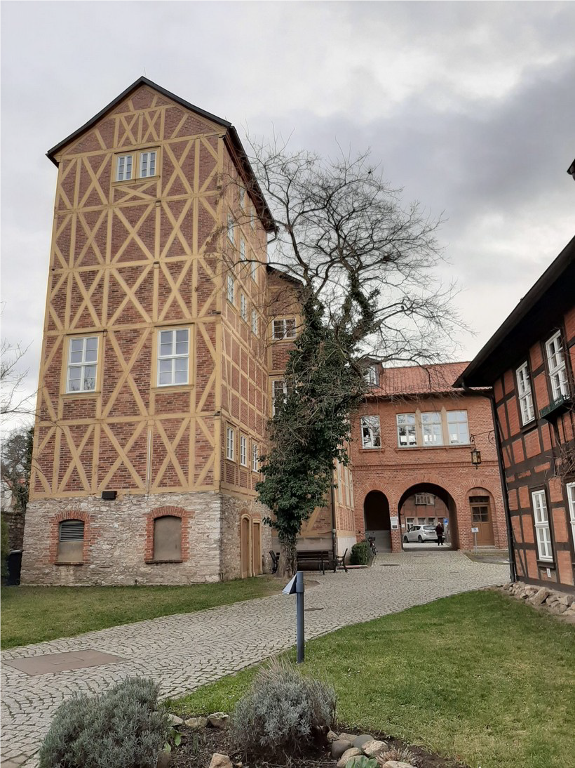 Damals verbrachte Wolfgang einige Zeit in der Neinstedter Anstalt. Heute hat die Evangelische Stiftung Neinstedt hier ihren Sitz.